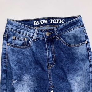 Blue Topic- Medium Blue Wash Fitted Jeans